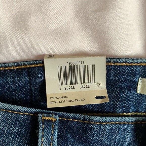 Levi’s floral embroidered jeans - Picture 5 of 6